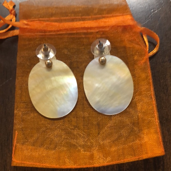 EUC 3 Pair Preowned Pierced Earrings - Picture 5 of 7